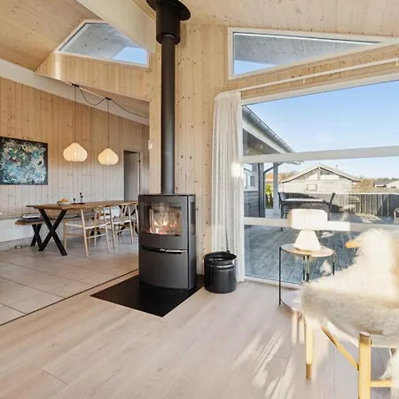 Seaview With Sauna Near The * Sjolund