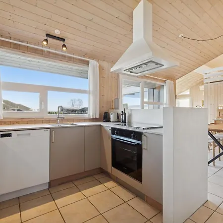 בית נופש Seaview With Sauna Near The *