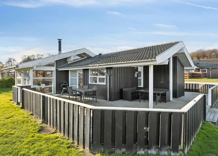 Seaview With Sauna Near The