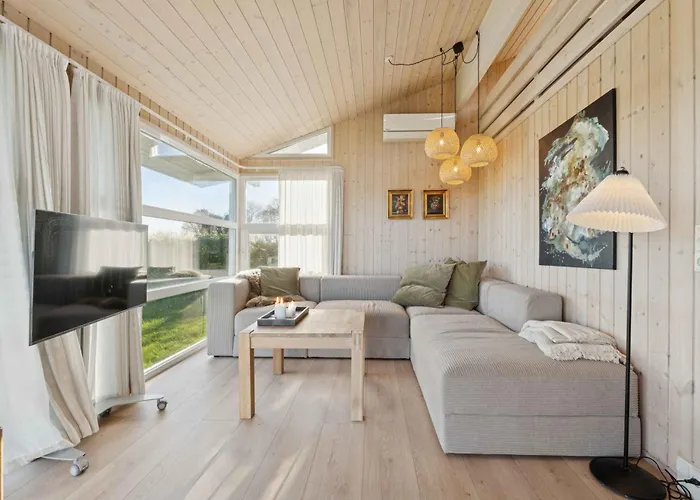 Seaview With Sauna Near The *